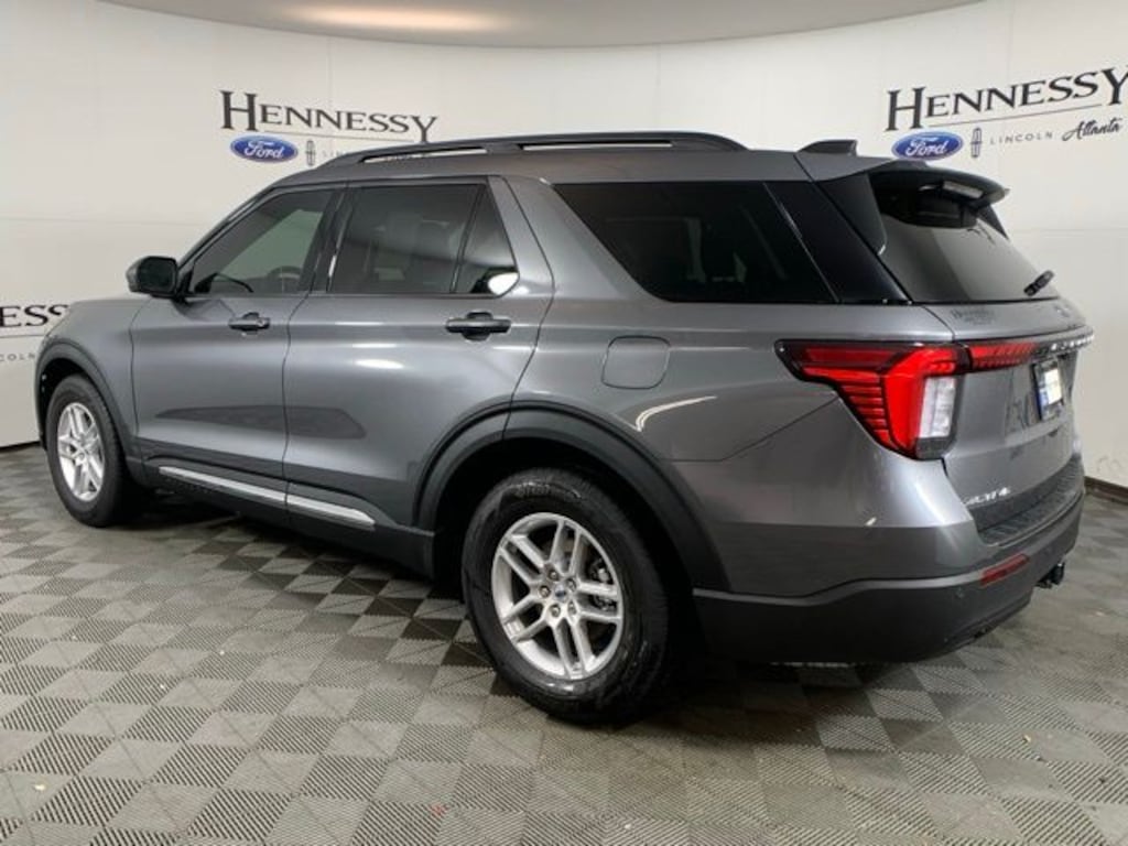 Used 2025 Ford Explorer Active SUV