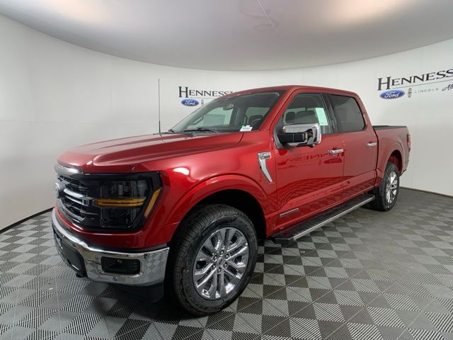 2024 Ford F-150 XLT photo 2