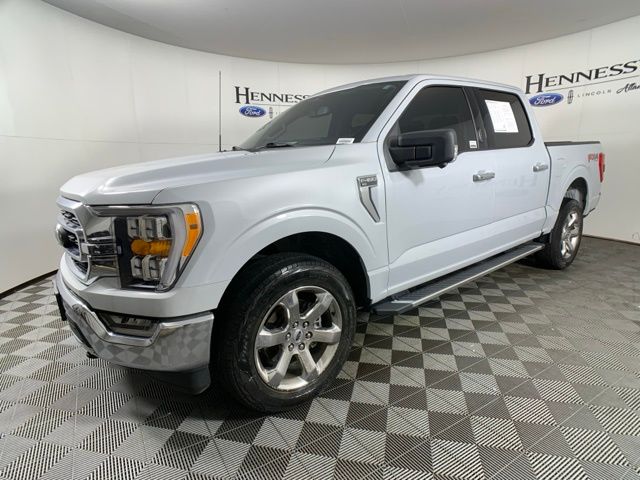 2022 Ford F-150 XLT photo 2