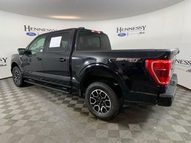 2022 Ford F-150 XLT photo 4