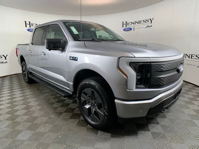 2025 Ford F-150 Lightning Flash - Photo 10