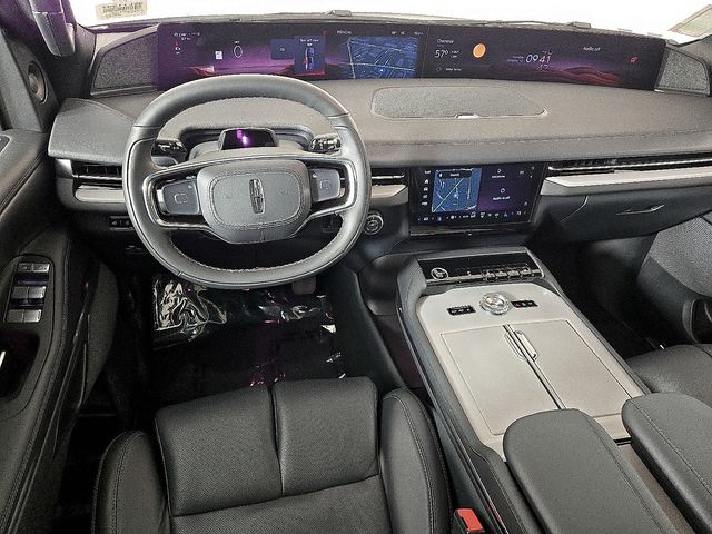 2025 Lincoln Navigator Reserve L - Photo 11