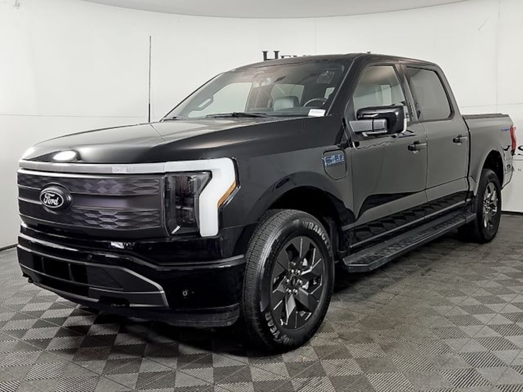 Used 2025 Ford F-150 Lightning Lariat Truck SuperCrew Cab