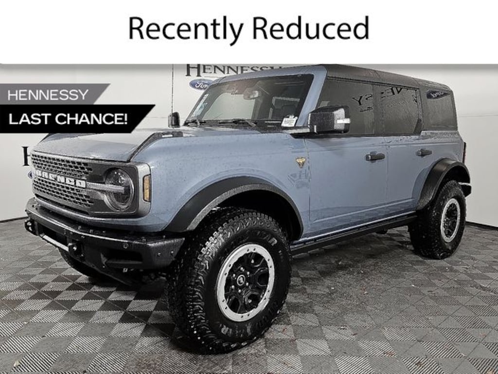 Used 2025 Ford Bronco Badlands SUV