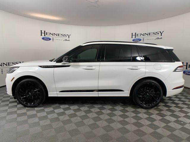 2025 Lincoln Aviator Reserve photo 3