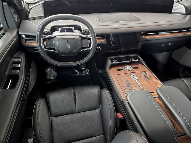 2025 Lincoln Navigator Black Label - Photo 11