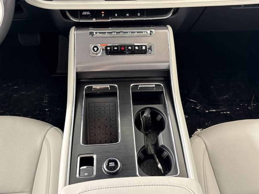 New 2026 Lincoln Aviator Premiere® SUV