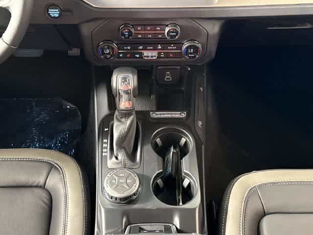 New 2026 Ford Bronco Outer Banks SUV