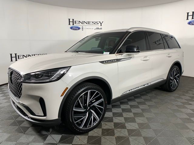 2025 Lincoln Aviator Reserve photo 2