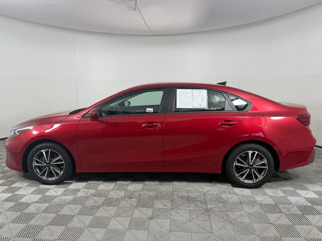 2022 Kia Forte LXS photo 4