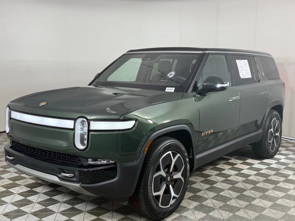 2023 Rivian R1S Adventure photo 3