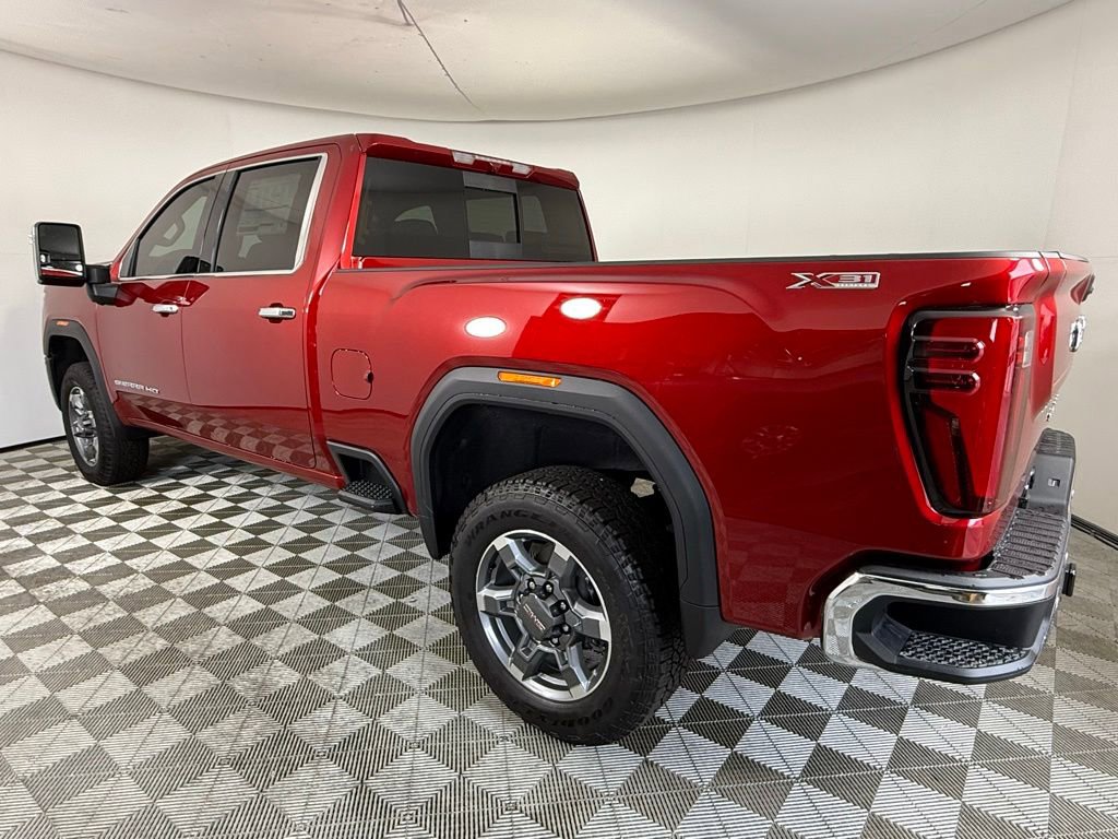 2025 Gmc Sierra 2500 HD SLT photo 3