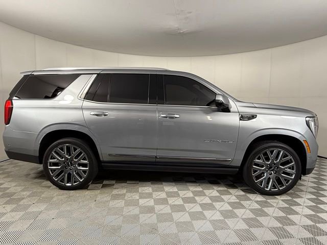 2025 Gmc Yukon Denali Ultimate photo 2