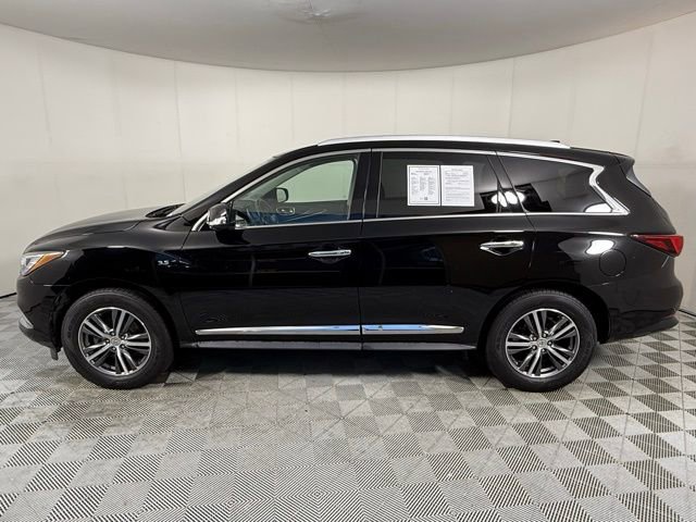 2018 Infiniti QX60 photo 2