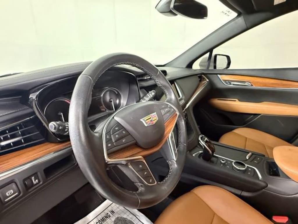 Certified 2022 CADILLAC XT5 FWD Premium Luxury SUV