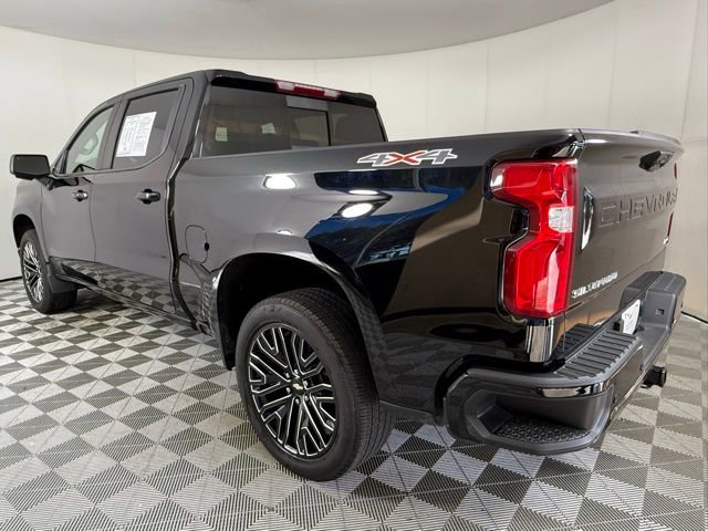 2024 Chevrolet Silverado 1500 RST photo 4