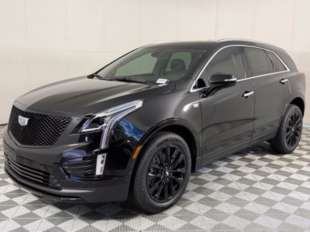 New 2026 CADILLAC XT5 Luxury SUV