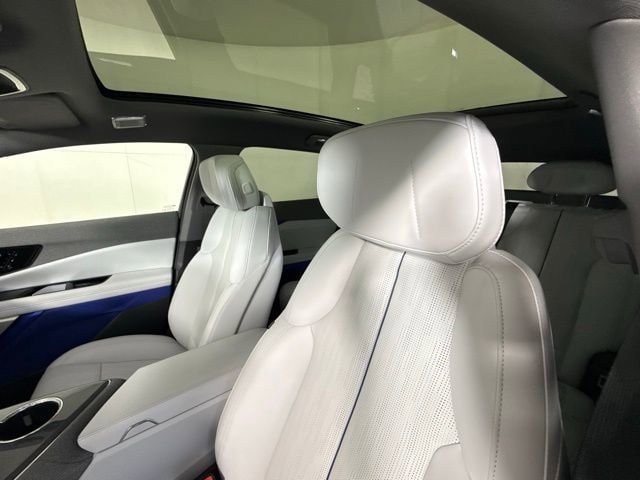 2026 Cadillac OPTIQ Premium Sport - Photo 12