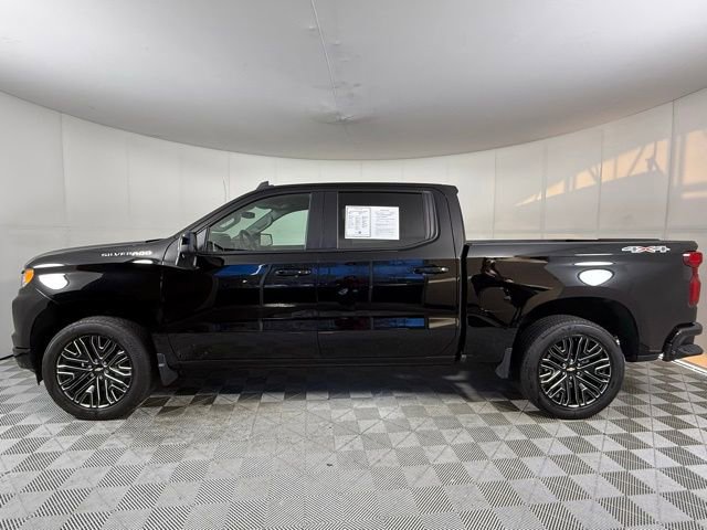2024 Chevrolet Silverado 1500 RST photo 3