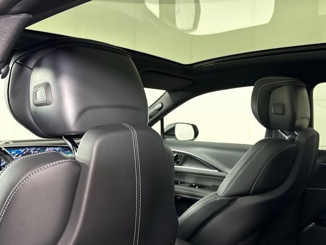 2026 Cadillac LYRIQ Sport - Photo 22