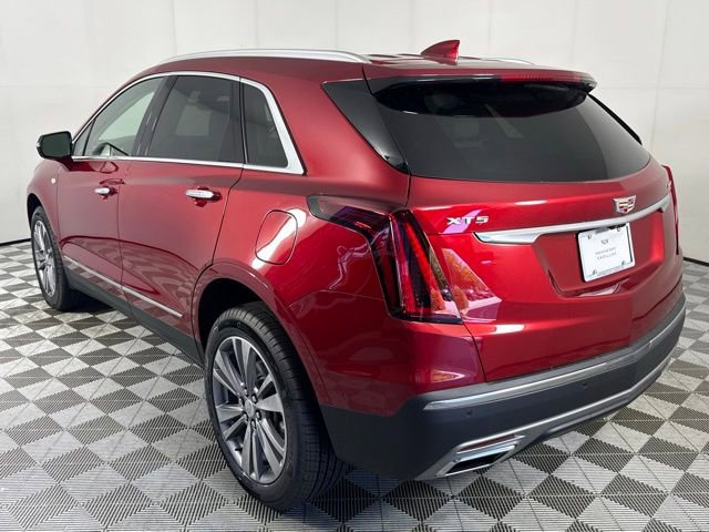 2025 Cadillac XT5 Premium Luxury photo 3