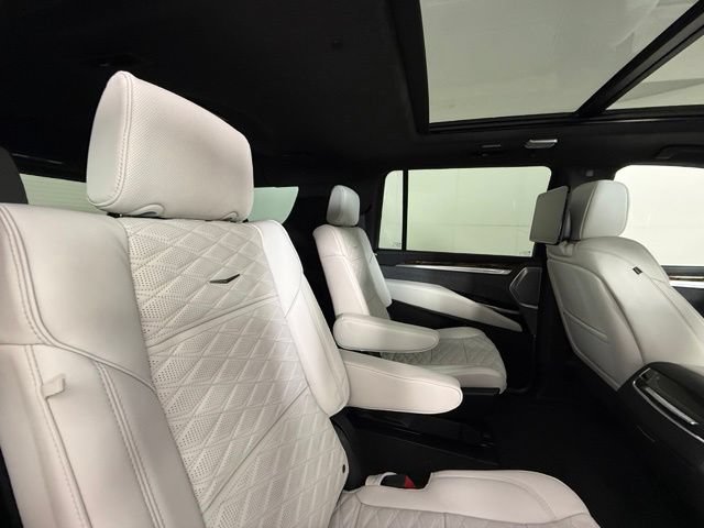 2026 Cadillac Escalade ESV Platinum Sport - Photo 32