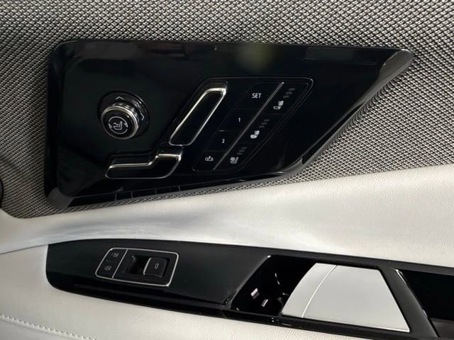 2026 Cadillac OPTIQ Premium Sport - Photo 35