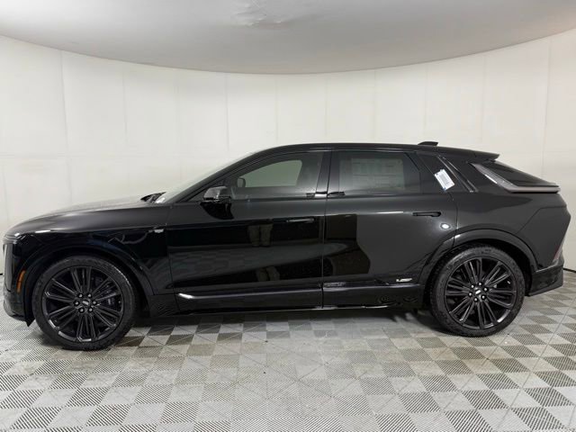 2026 Cadillac Lyriq photo 2