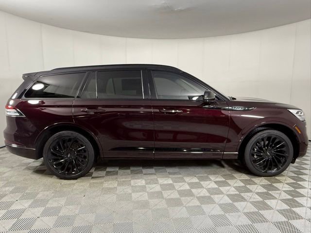 2023 Lincoln Aviator Black Label photo 3