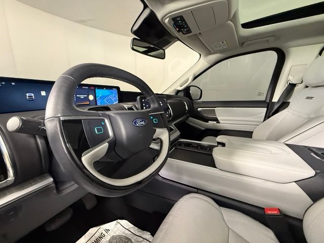 2025 Ford Expedition Platinum - Photo 7