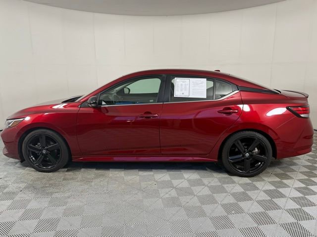 2021 Nissan Sentra SR photo 2