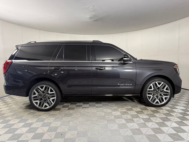 2025 Ford Expedition Platinum - Photo 10