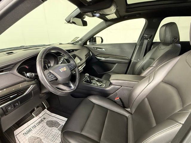 2019 Cadillac XT4 Sport photo 3