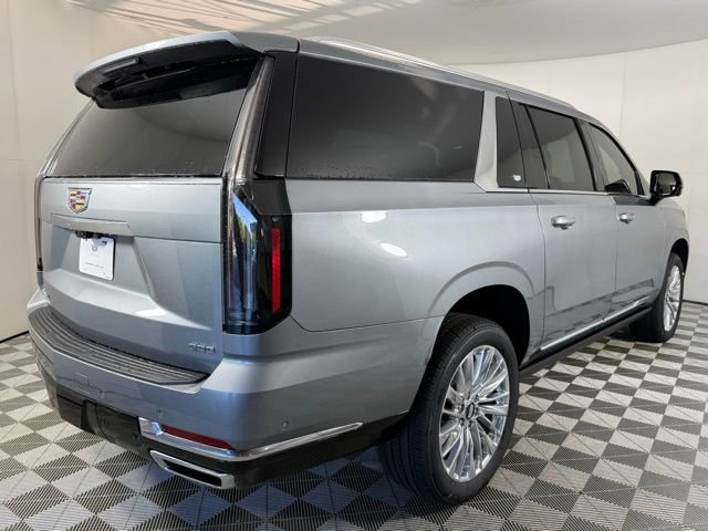 2025 Cadillac Escalade ESV Premium Luxury photo 4