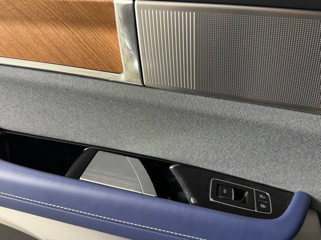 2026 Cadillac VISTIQ Premium Luxury - Photo 30