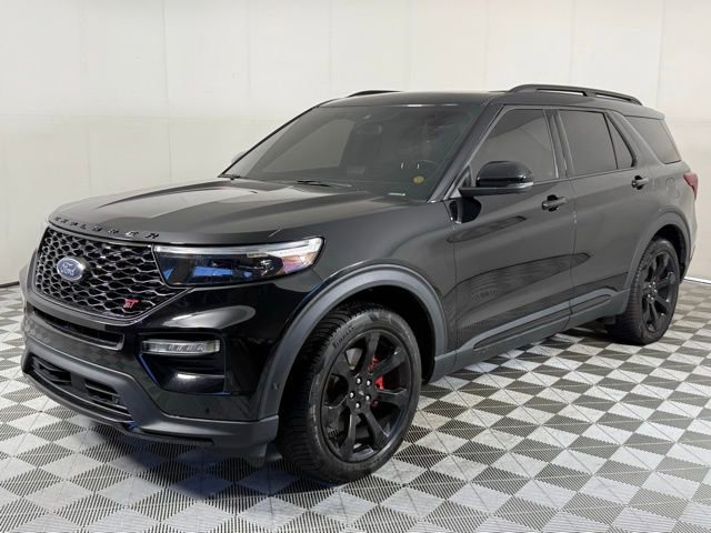 2022 Ford Explorer ST photo 2