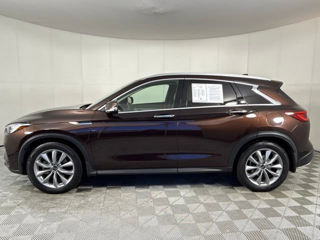 2021 Infiniti QX50 Luxe photo 3