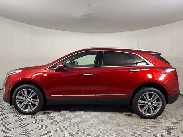 New 2026 CADILLAC XT5 Premium Luxury SUV