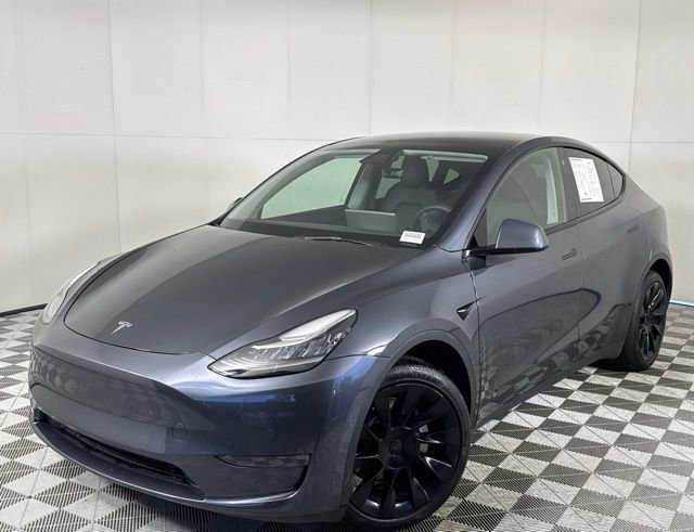 Used 2022 Tesla Model Y Long Range with VIN 7SAYGDEE9NF363080 for sale in Northfield, Minnesota