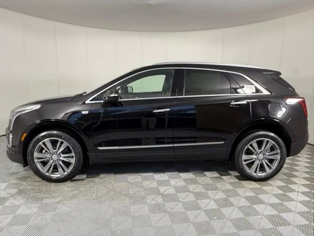 New 2025 CADILLAC XT5 Premium Luxury SUV