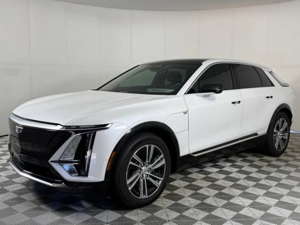 Used 2024 CADILLAC LYRIQ Luxury 1 SUV
