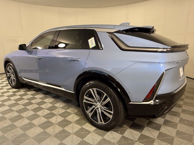 New 2027 CADILLAC LYRIQ Luxury SUV