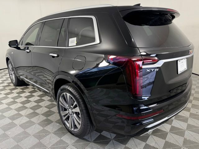 2025 Cadillac XT6 Premium Luxury photo 4