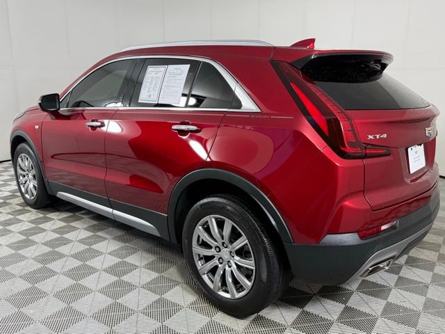 2022 Cadillac XT4 Premium Luxury photo 4