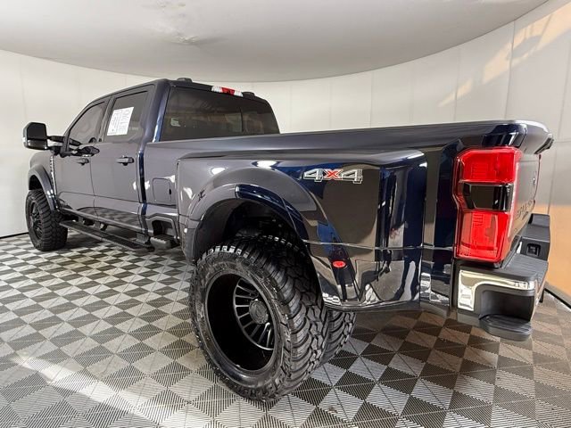 2025 Ford F-450 XLT photo 2
