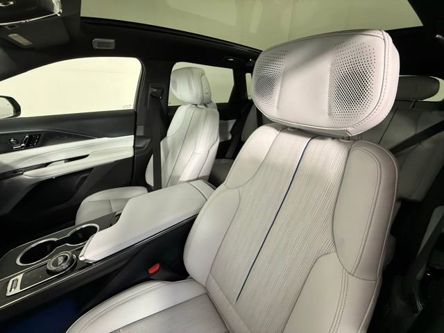2026 Cadillac Lyriq Sport photo 4