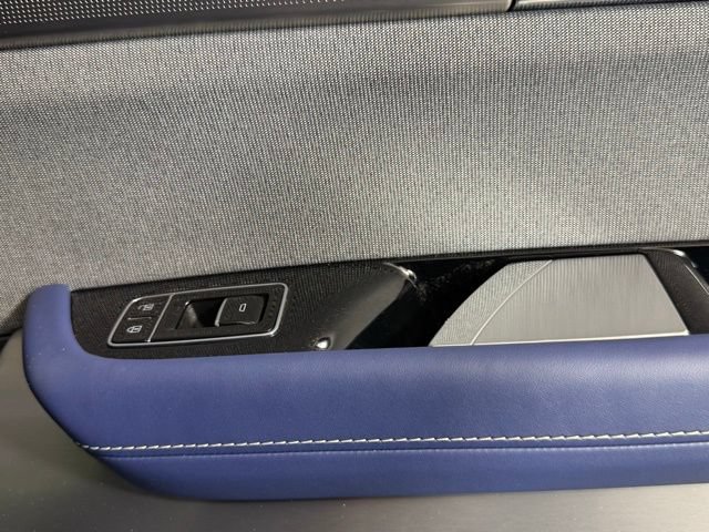 2026 Cadillac VISTIQ Premium Luxury - Photo 35
