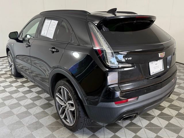 2019 Cadillac XT4 Sport photo 2