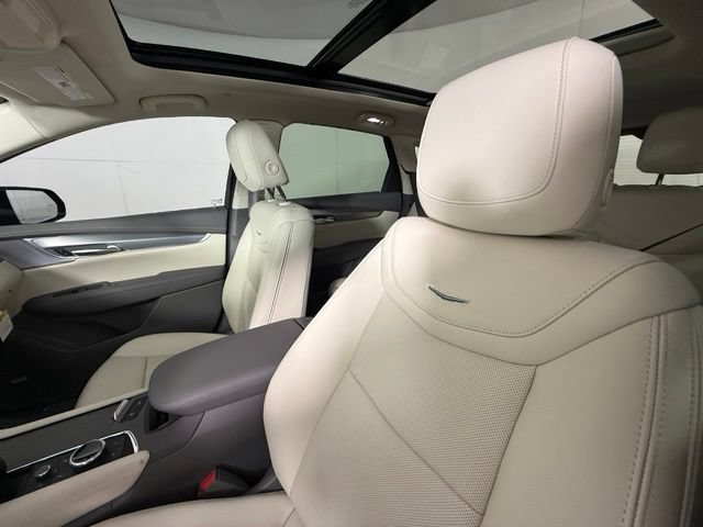 2026 Cadillac XT5 Premium Luxury - Photo 5