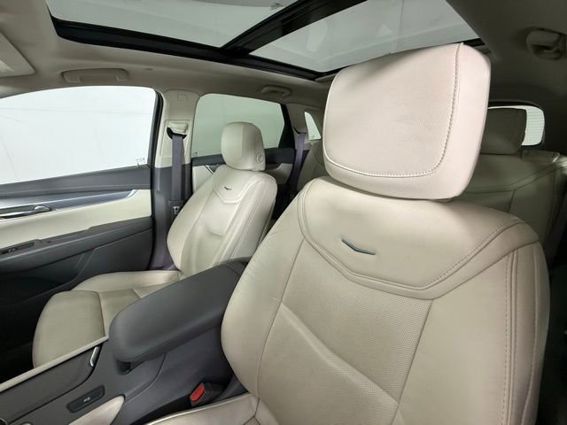 2017 Cadillac XT5 Luxury photo 4